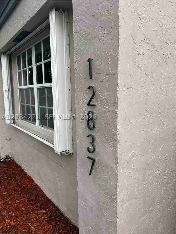 12837 Sw 65th Ter #12837 - Photo 2 of 40
