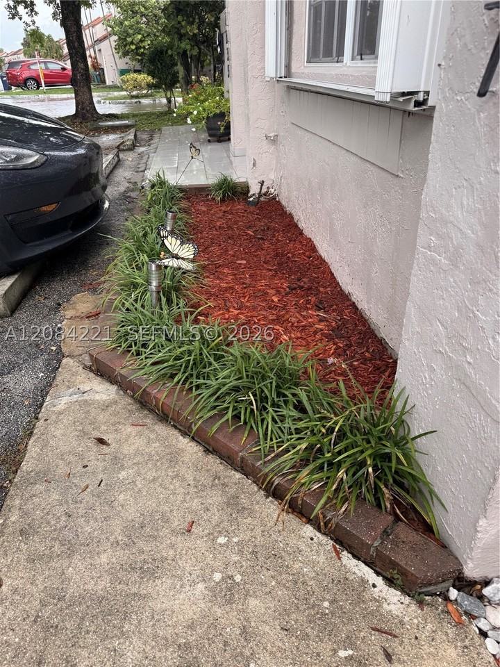 12837 Sw 65th Ter #12837 - Photo 5 of 40