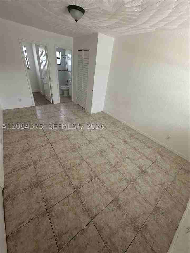 4120 Sw 19th St #2 - Photo 6 of 14