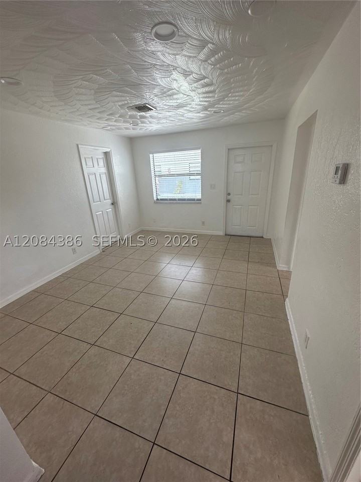 4120 Sw 19th St #1 - Photo 2 of 14