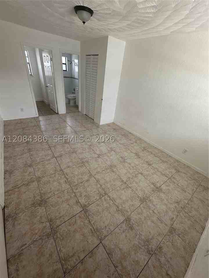 4120 Sw 19th St #1 - Photo 6 of 14