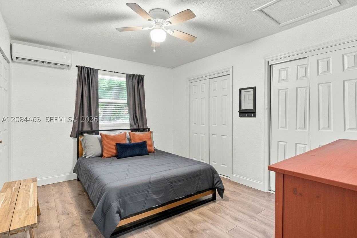 7981 Nw 12th Pl #1 - Photo 6 of 22