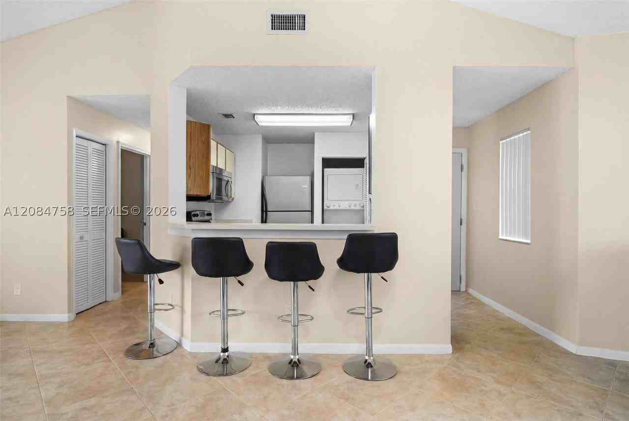 3405 Nw 44th St #205 - Photo 4 of 18