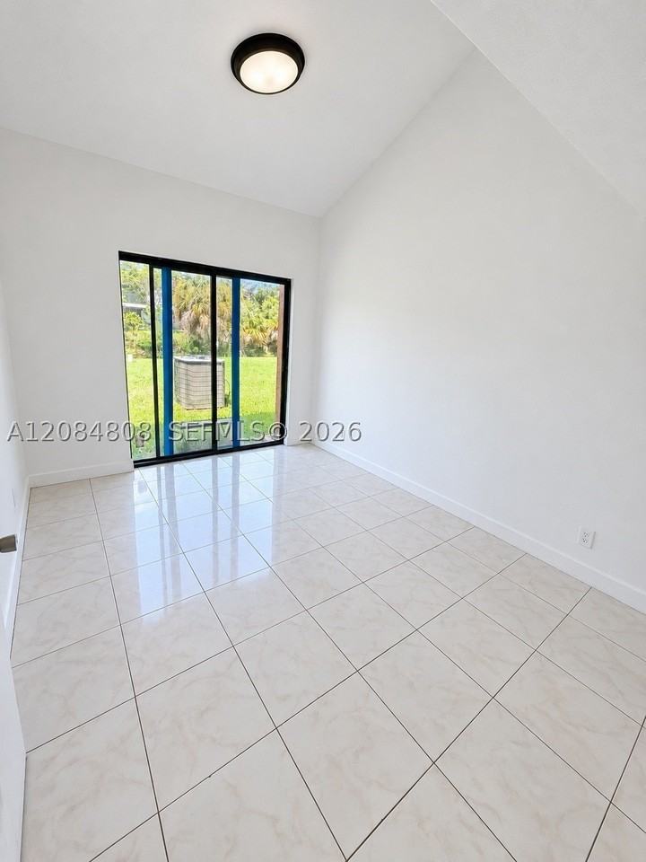 2237 Nw 55th Ter - Photo 6 of 12