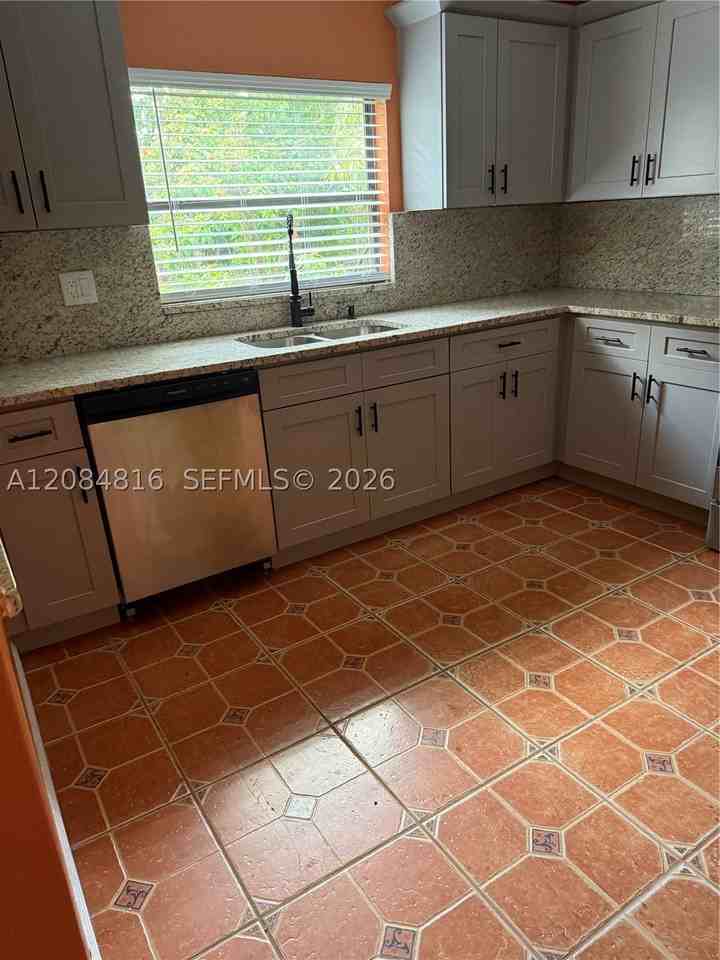 1829 Matterhorn Dr #0 - Photo 3 of 4