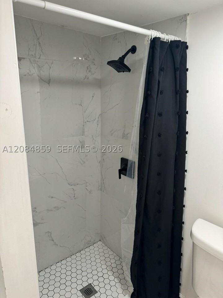 1756 Nw 94th St #2 - Photo 4 of 4