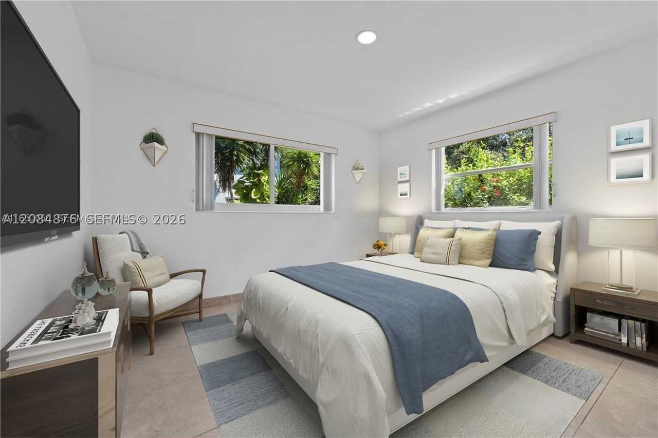 5207 Sw 91st Ave #7 - Photo 3 of 11