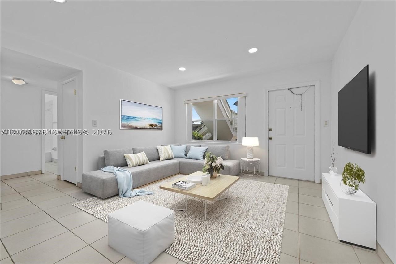 5207 Sw 91st Ave #7 - Photo 7 of 11