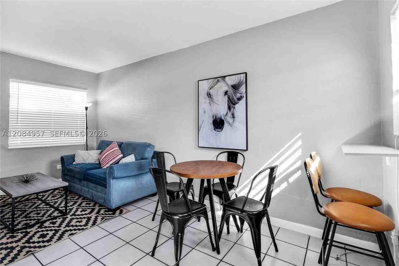 105 Sw 5th Ct #3 - Photo 6 of 16