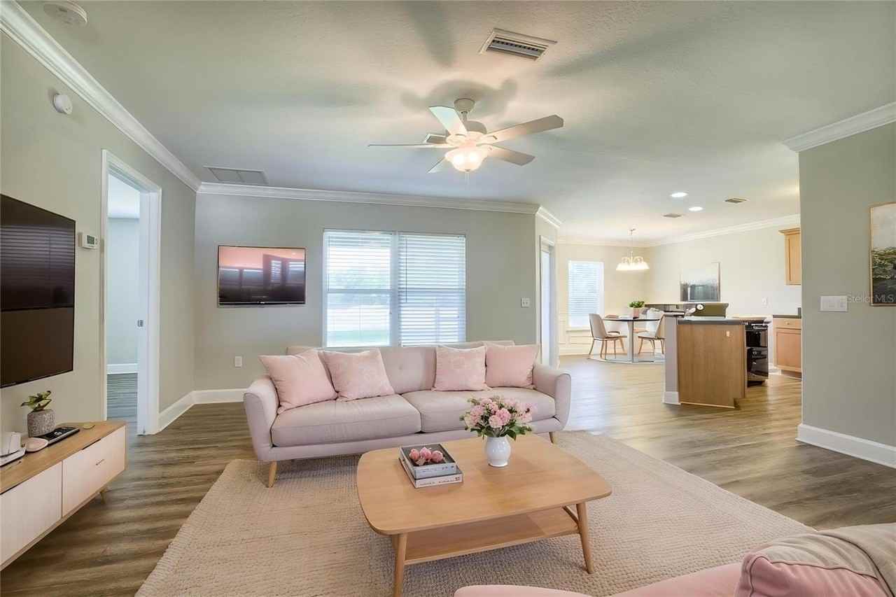 25643 Nw 8th Rd - Photo 3 of 14