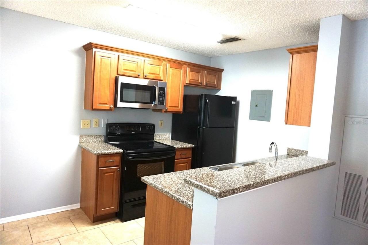 732 Secret Harbor Ln #100 - Photo 3 of 14