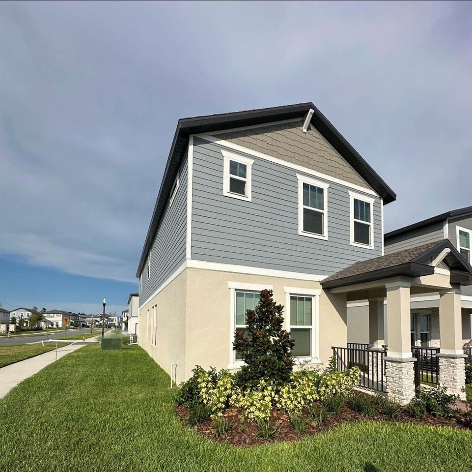 5111 Railroad Vine Aly - Photo 2 of 21