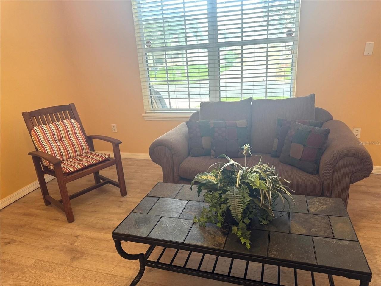 3212 Hopewell Dr - Photo 5 of 37