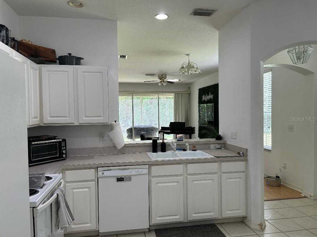 11112 Windsor Place Cir - Photo 5 of 22