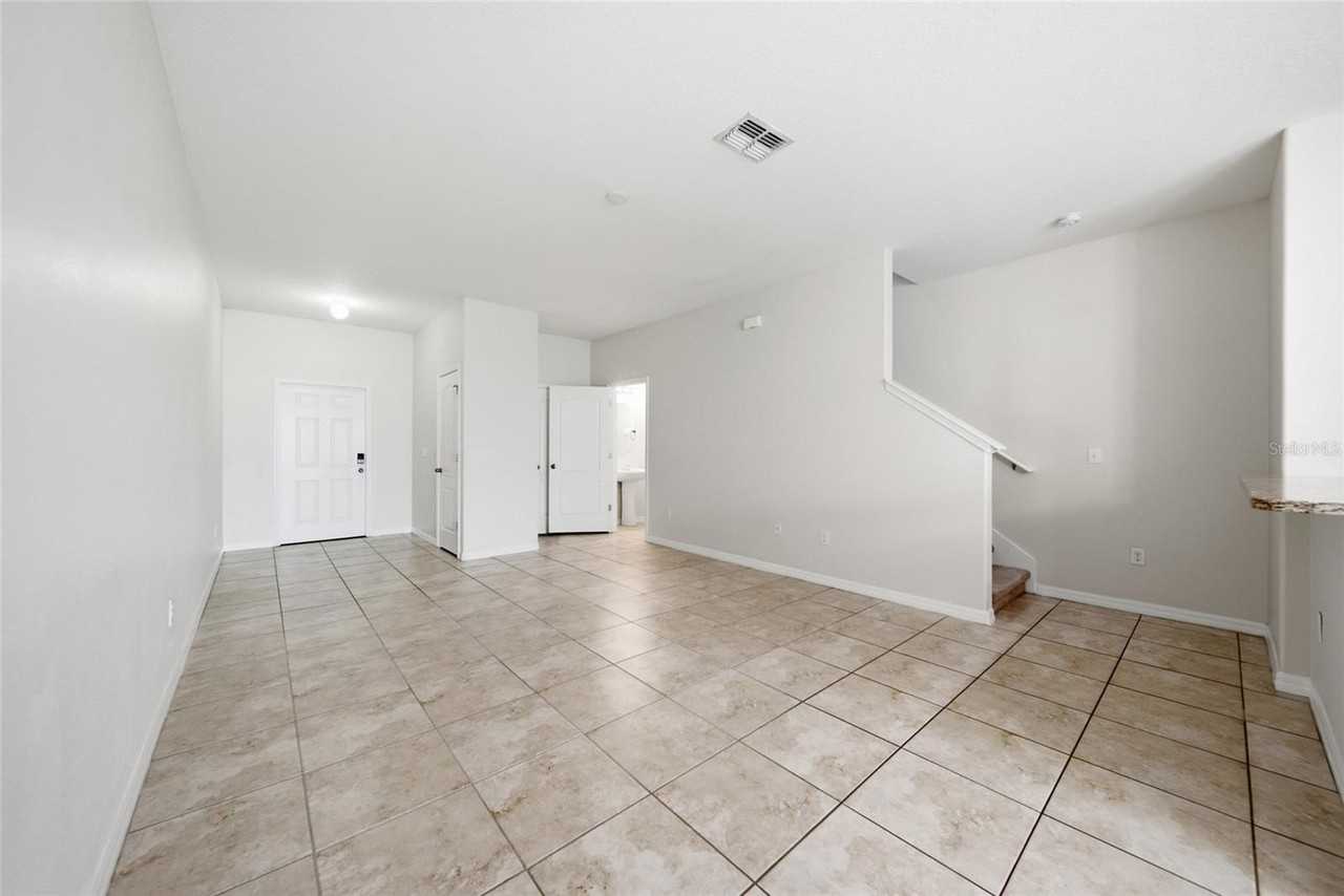 1720 Ivory Goose Pl - Photo 6 of 46