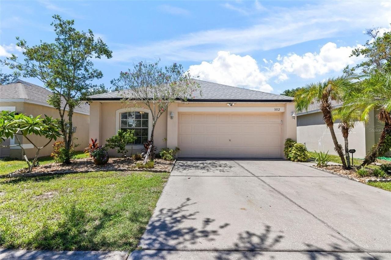 1012 Brenton Leaf Dr - Photo 3 of 34