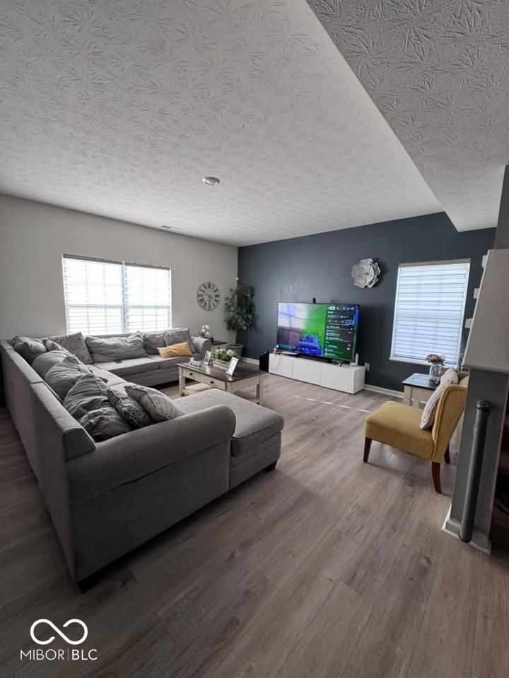 17706 Arryne Dr E - Photo 7 of 24