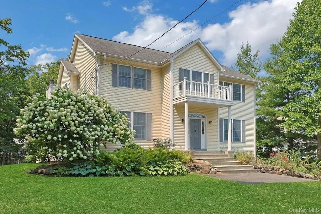 465 North St - Photo 3 of 42