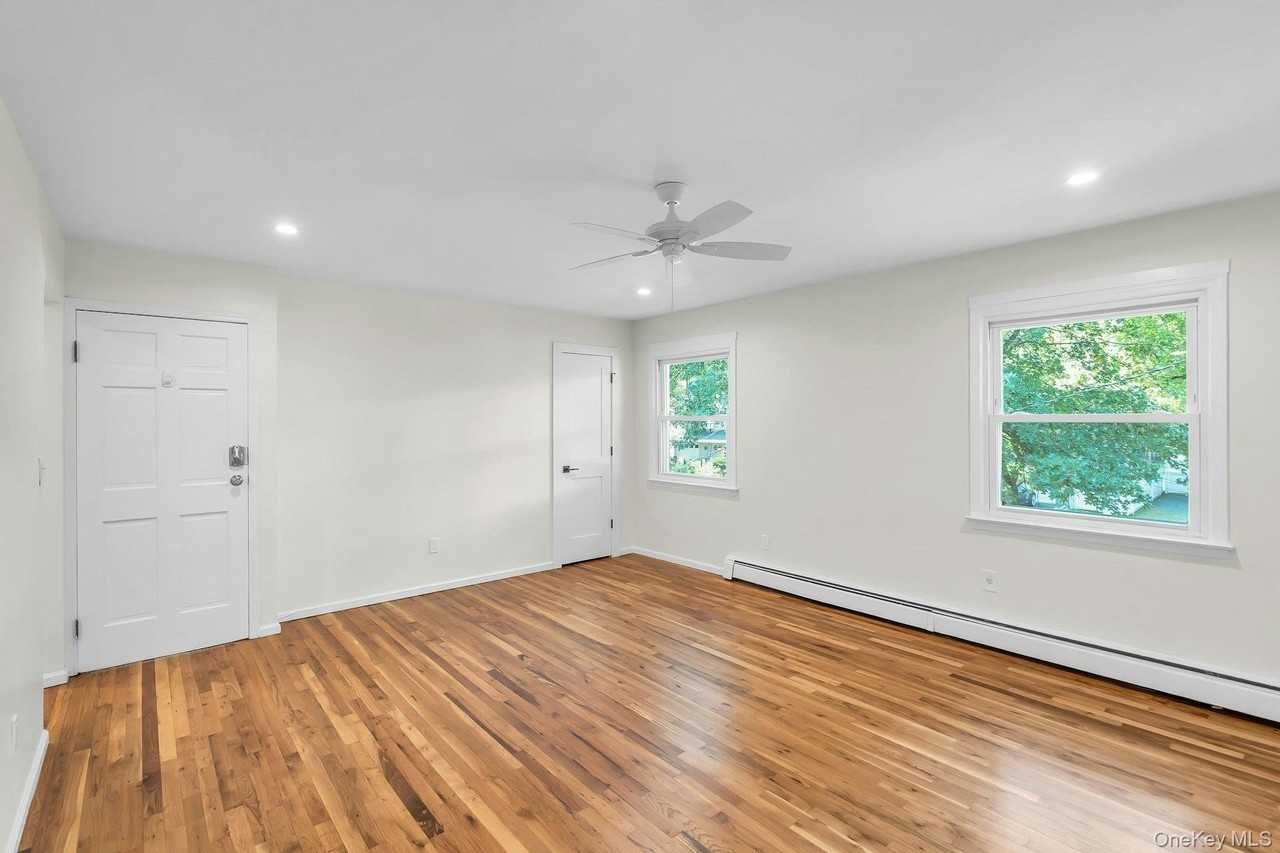 7 Anchorage Rd #2 - Photo 4 of 16