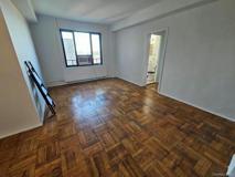 1507 Metropolitan Ave #10E - Photo 1 of 1