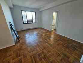 1507 Metropolitan Ave #10E - Photo 1 of 1