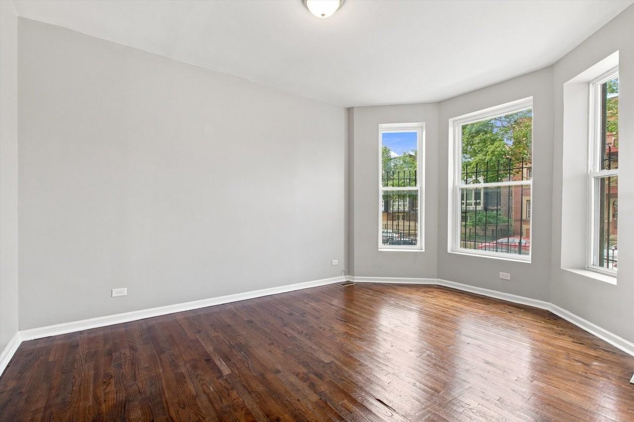 6401 S Maryland Ave #1 - Photo 5 of 21