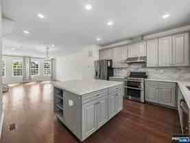 18 Litchfield Ln - Photo 1 of 1