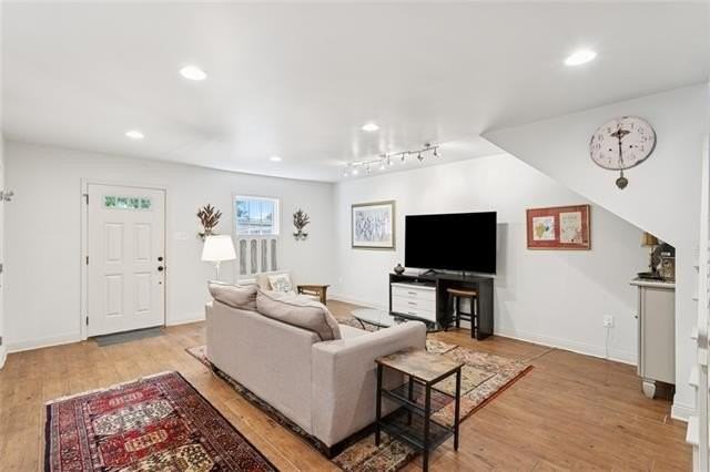 925 Race St #C - Photo 3 of 11