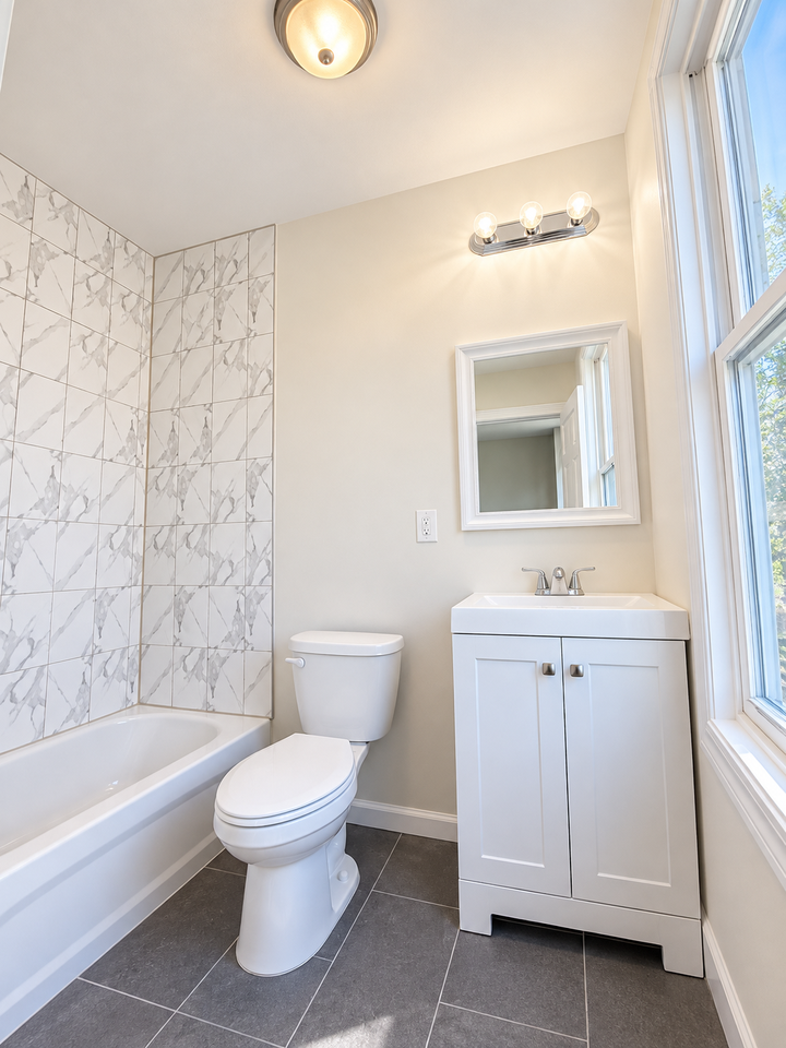 364 21st St #2C - Photo 3 of 8