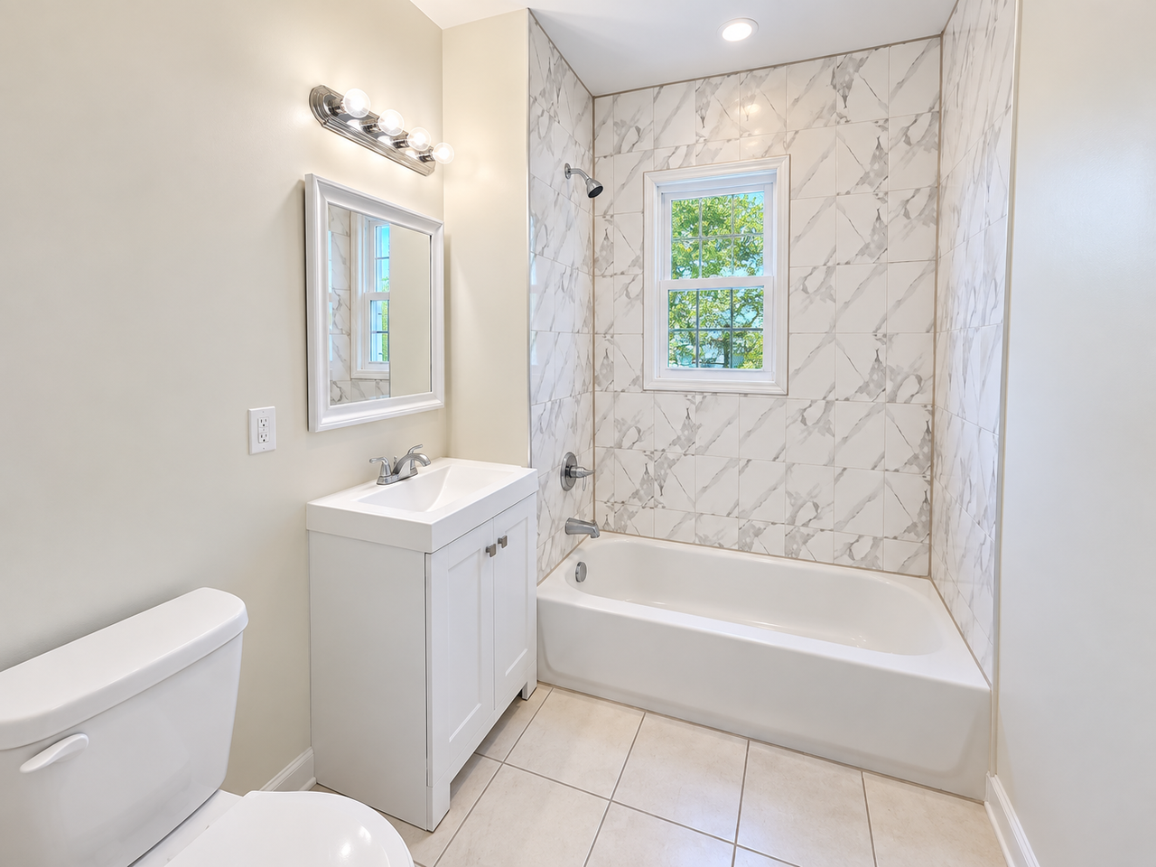 364 21st St #2C - Photo 4 of 8