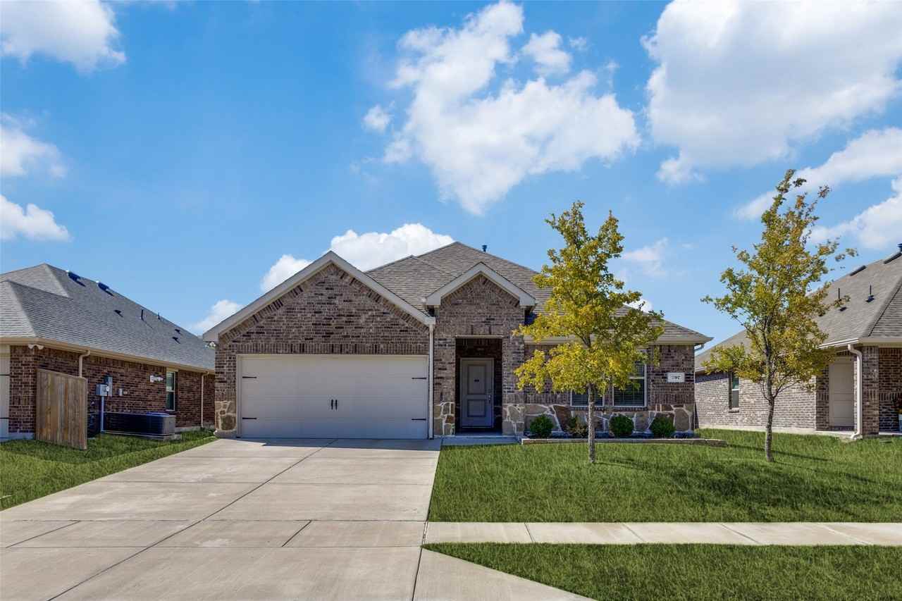 707 Range Dr