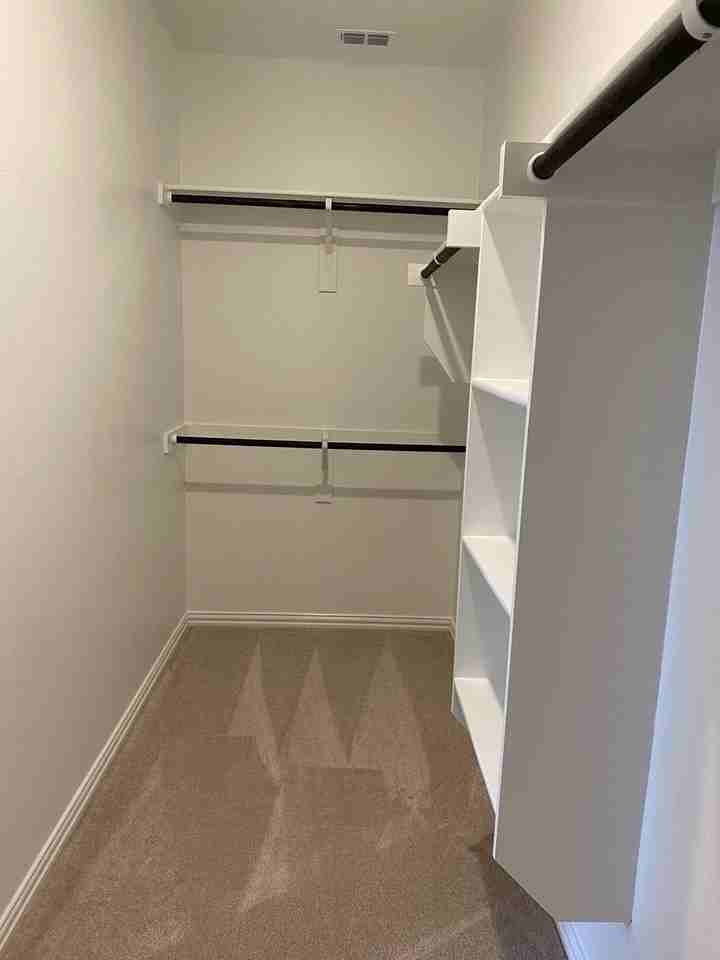 1308 Rousseau Dr - Photo 7 of 12
