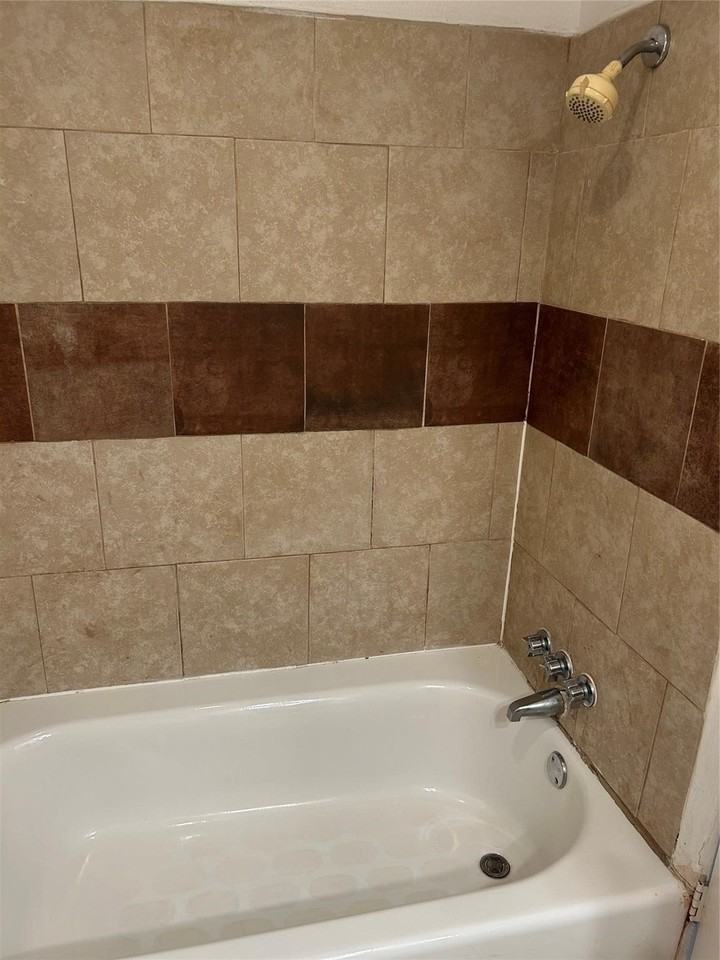 1101 Trinidad Ln - Photo 7 of 13