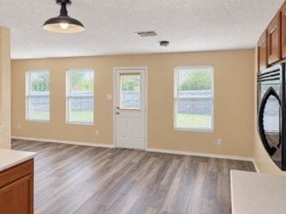 1515 Madison Dr - Photo 5 of 19