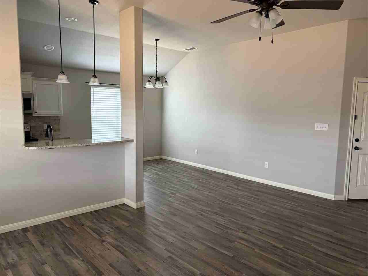 1831 Bandolero Rd - Photo 3 of 13
