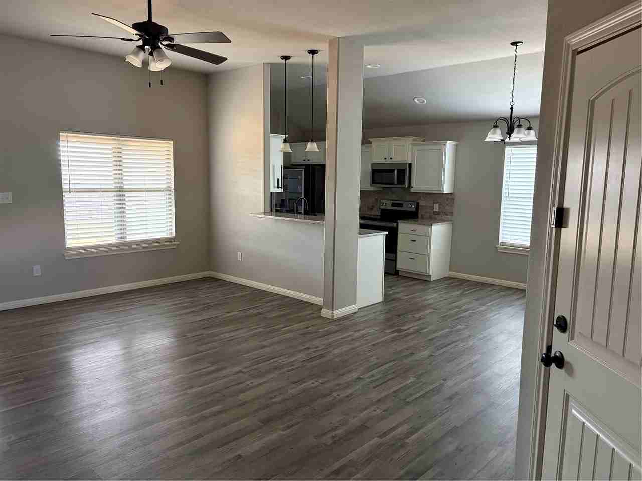 1831 Bandolero Rd - Photo 4 of 13