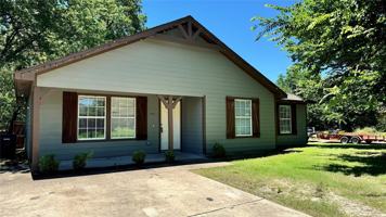 featured image of 1715 Hemphill St