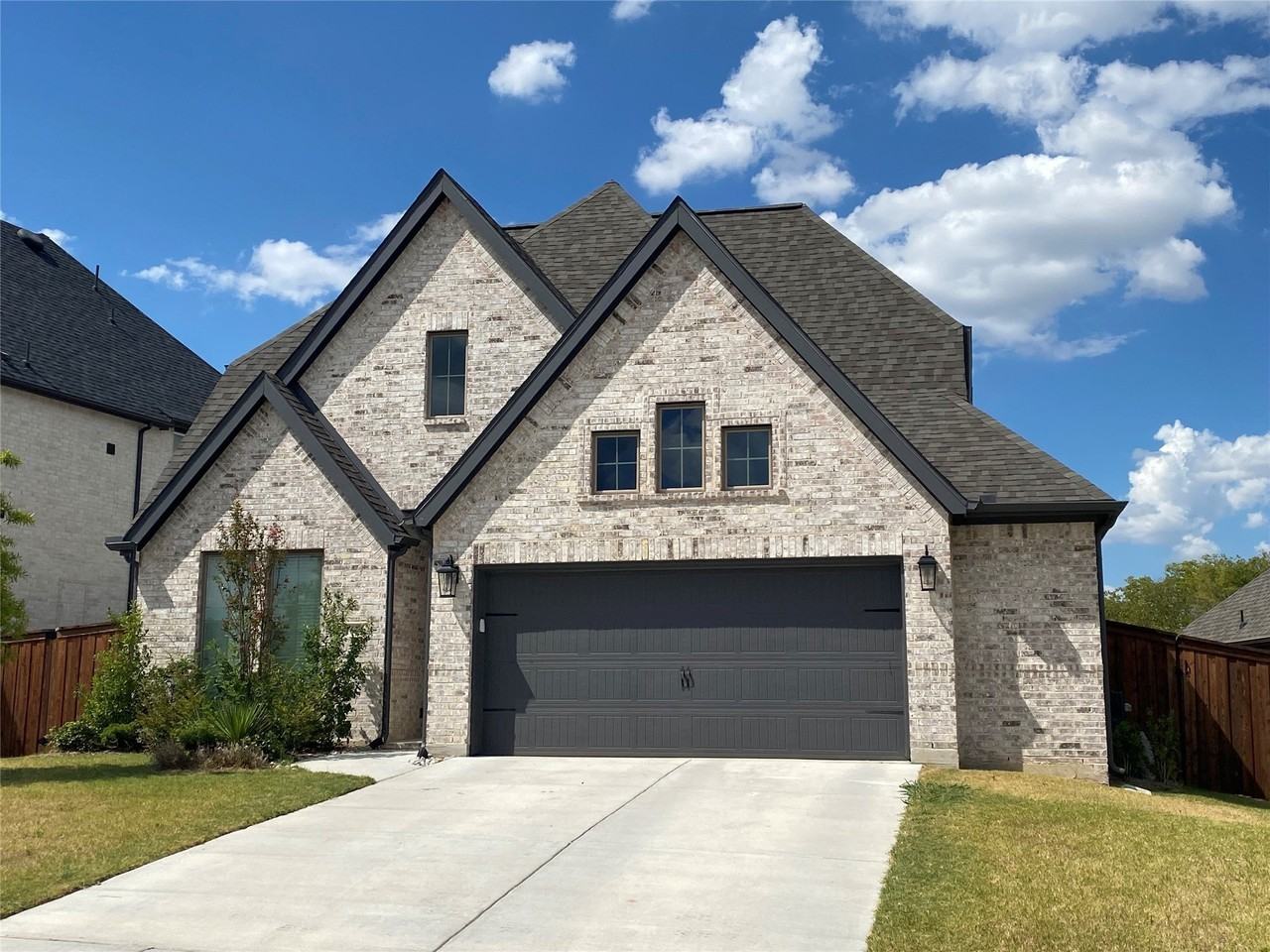 1624 Bulls Eye Rd - Photo 2 of 31