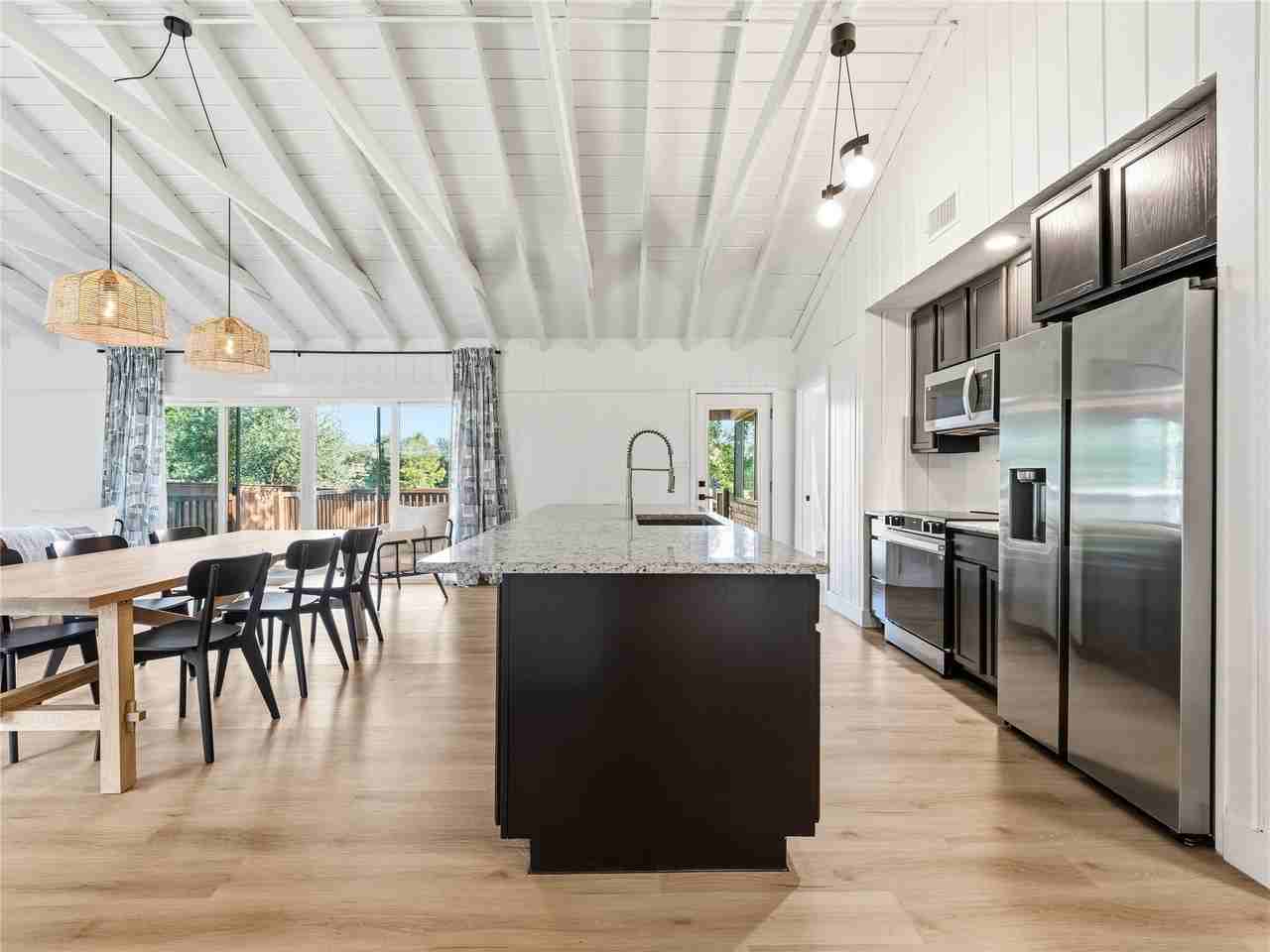 52 Jacqueline Ln - Photo 3 of 39
