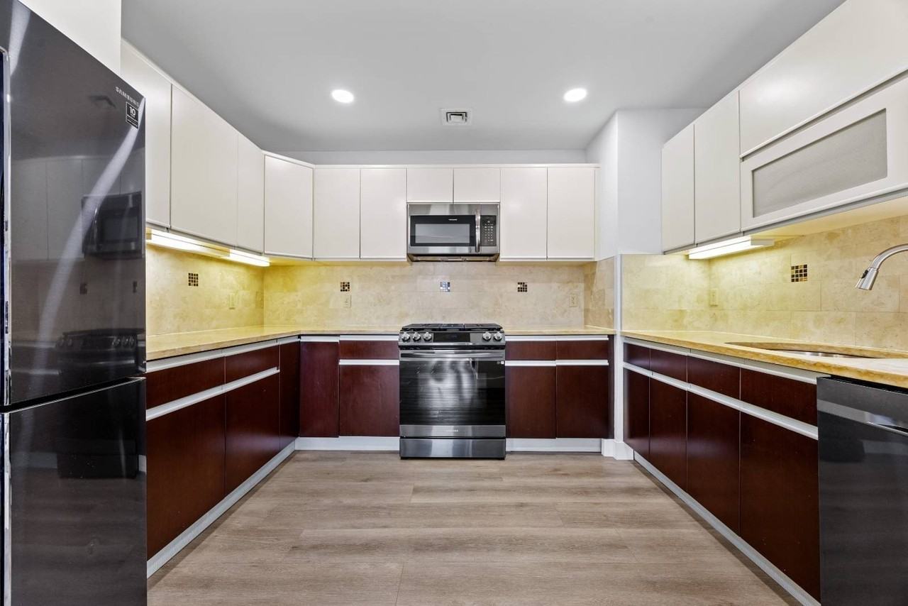 2381 Ocean Ave #7D - Photo 6 of 18