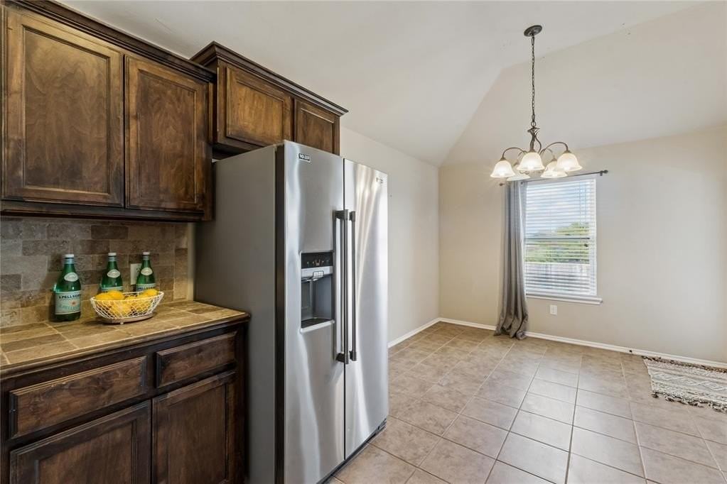 18220 Scarborough Dr - Photo 7 of 32