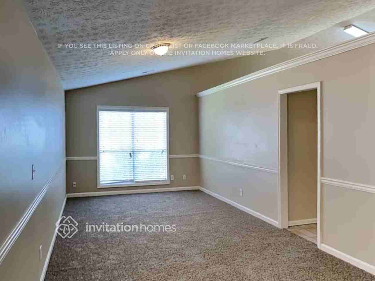 590 Lendl Ln - Photo 5 of 16