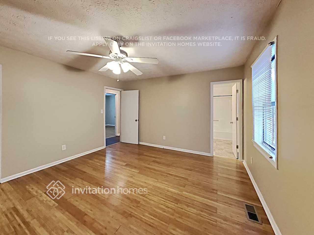 1400 Glynn Oaks Dr Sw - Photo 5 of 14