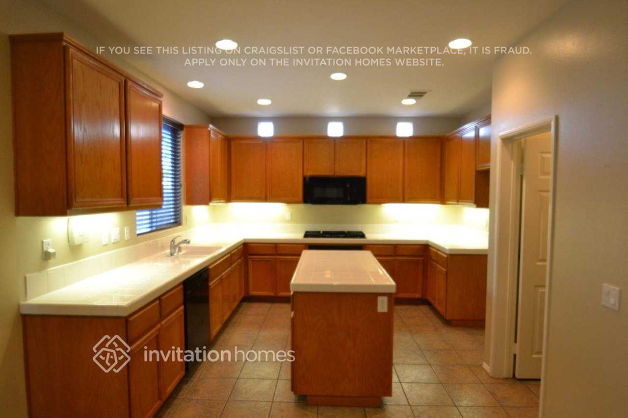 4813 W Avenue J4 - Photo 5 of 12