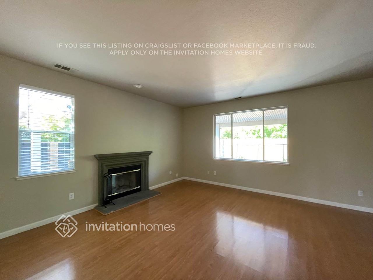 278 Woodcrest Dr - Photo 4 of 12