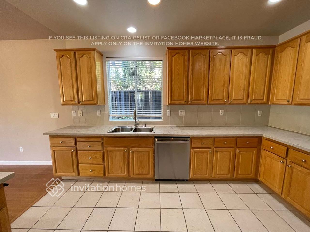 278 Woodcrest Dr - Photo 6 of 12