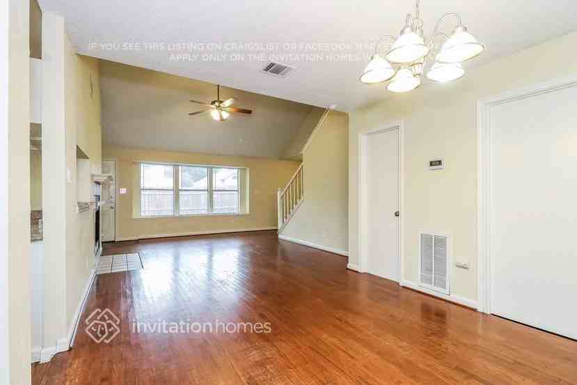 6941 Brixham Dr - Photo 5 of 24