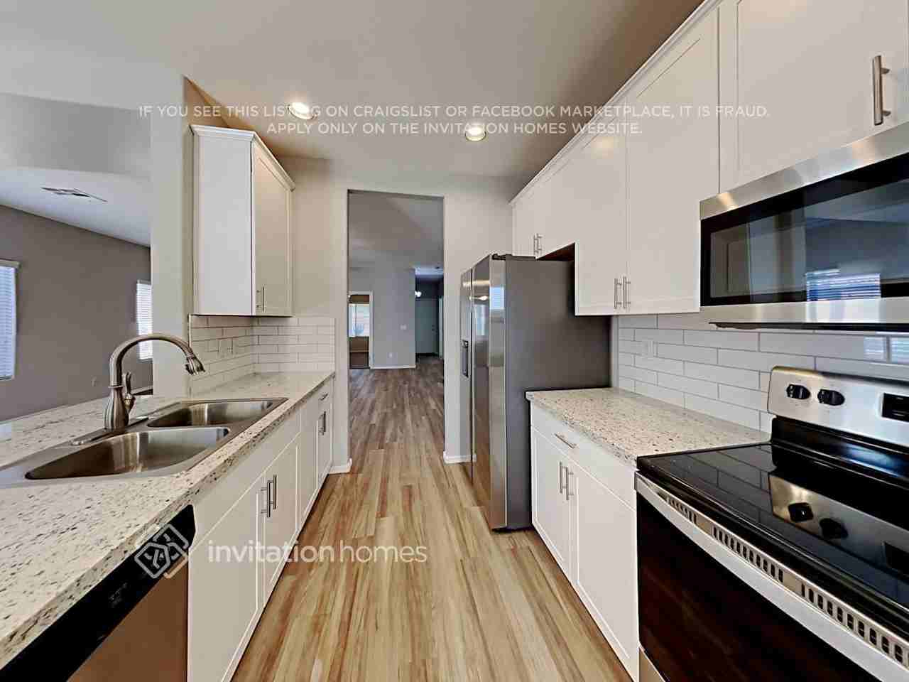 28588 N Rainfall Dr - Photo 7 of 20