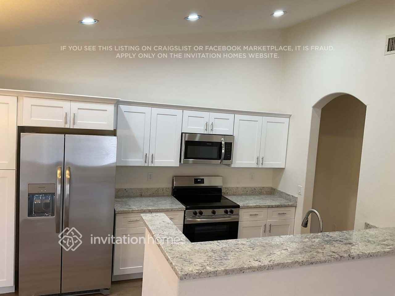 2460 E Wildhorse Pl - Photo 4 of 15