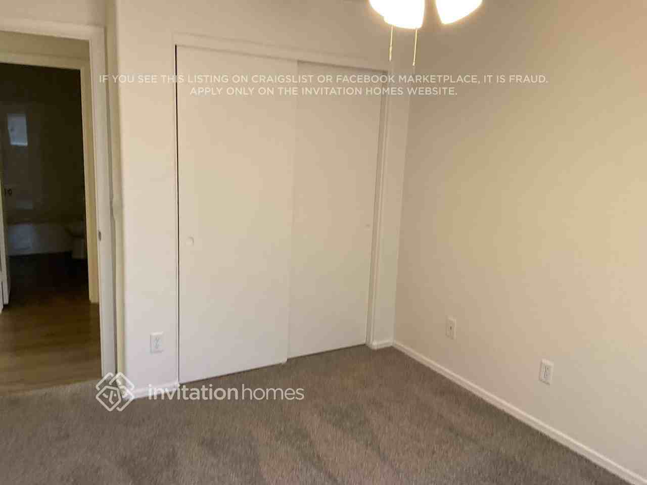 2460 E Wildhorse Pl - Photo 7 of 15